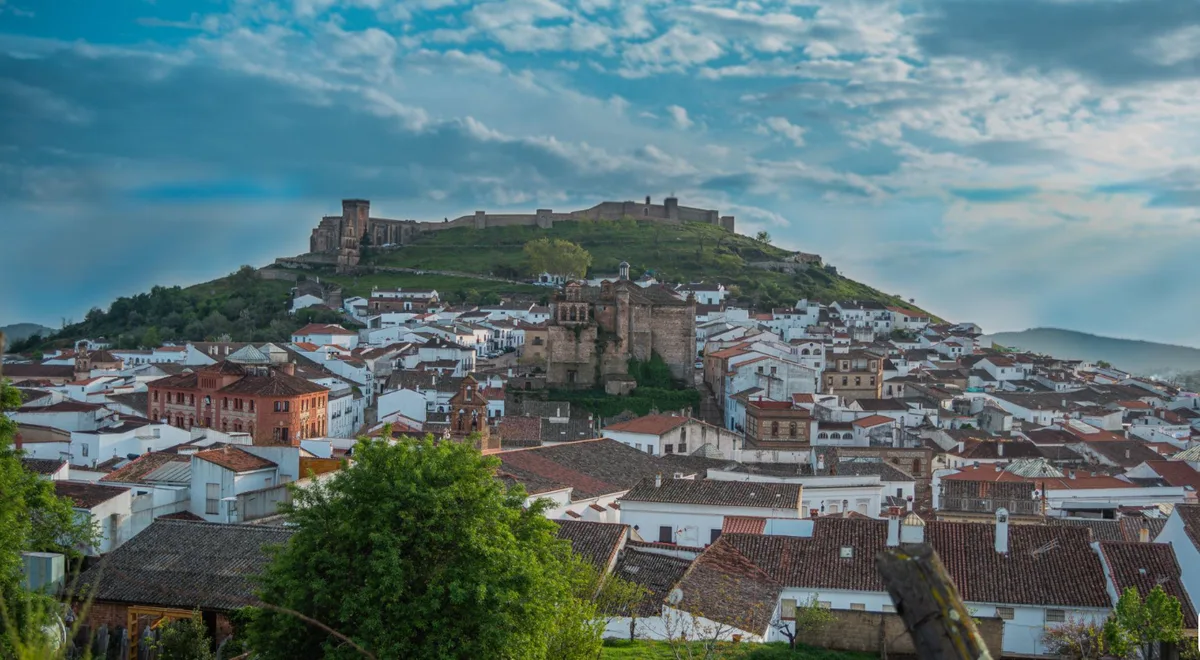 Aracena city looking up to the castle