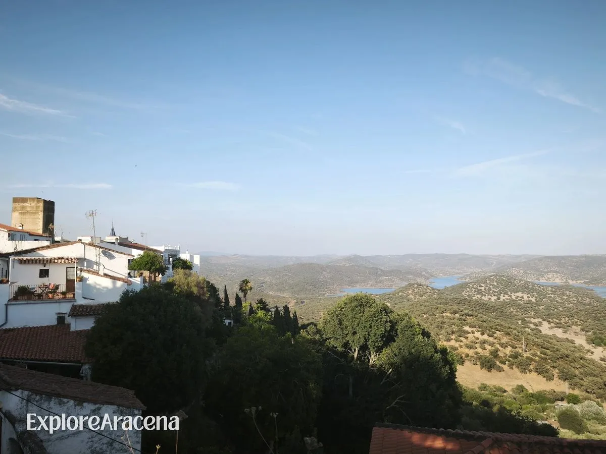 A Sierra Village Spotlight: Zufre (Views, Food & a Day Trip from Aracena)