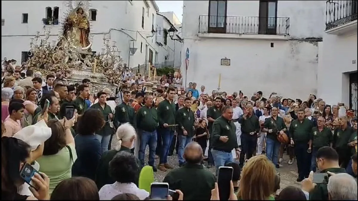 Campanilleros in the Sierra de Aracena: The Songs That Wake October